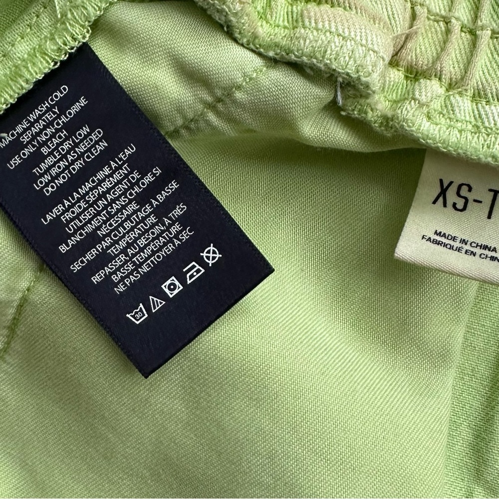 BDG Pull On Denim Boxer Short in Lime XS - Picture 6 of 7